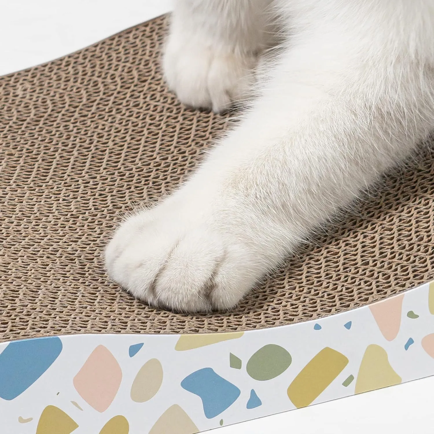 Cat Scratcher, Curved Scratch Pad, Durable Corrugated Cardboard Scratching Board for Indoor Cats, Heavy Duty, Double-Sided Usability, Recyclable with Catnip