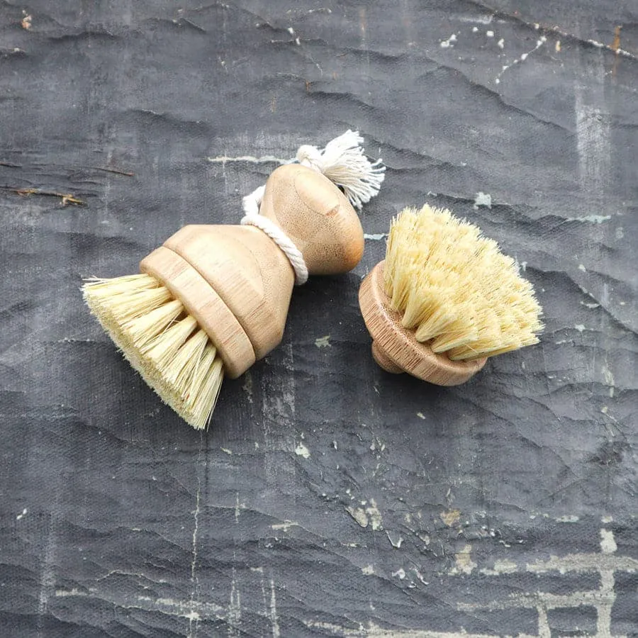 Refillable Sisal Dish Hand Brush with Free Refill